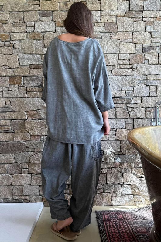 Lindin Linen Blend Crochet Flower Top Washed Charcoal